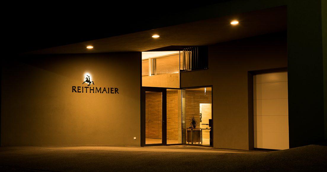 10489_DSC0021-1-1104x582