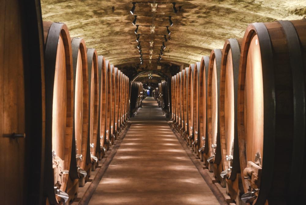 10034_Holzfasskeller_NeueBeleuchtung.org