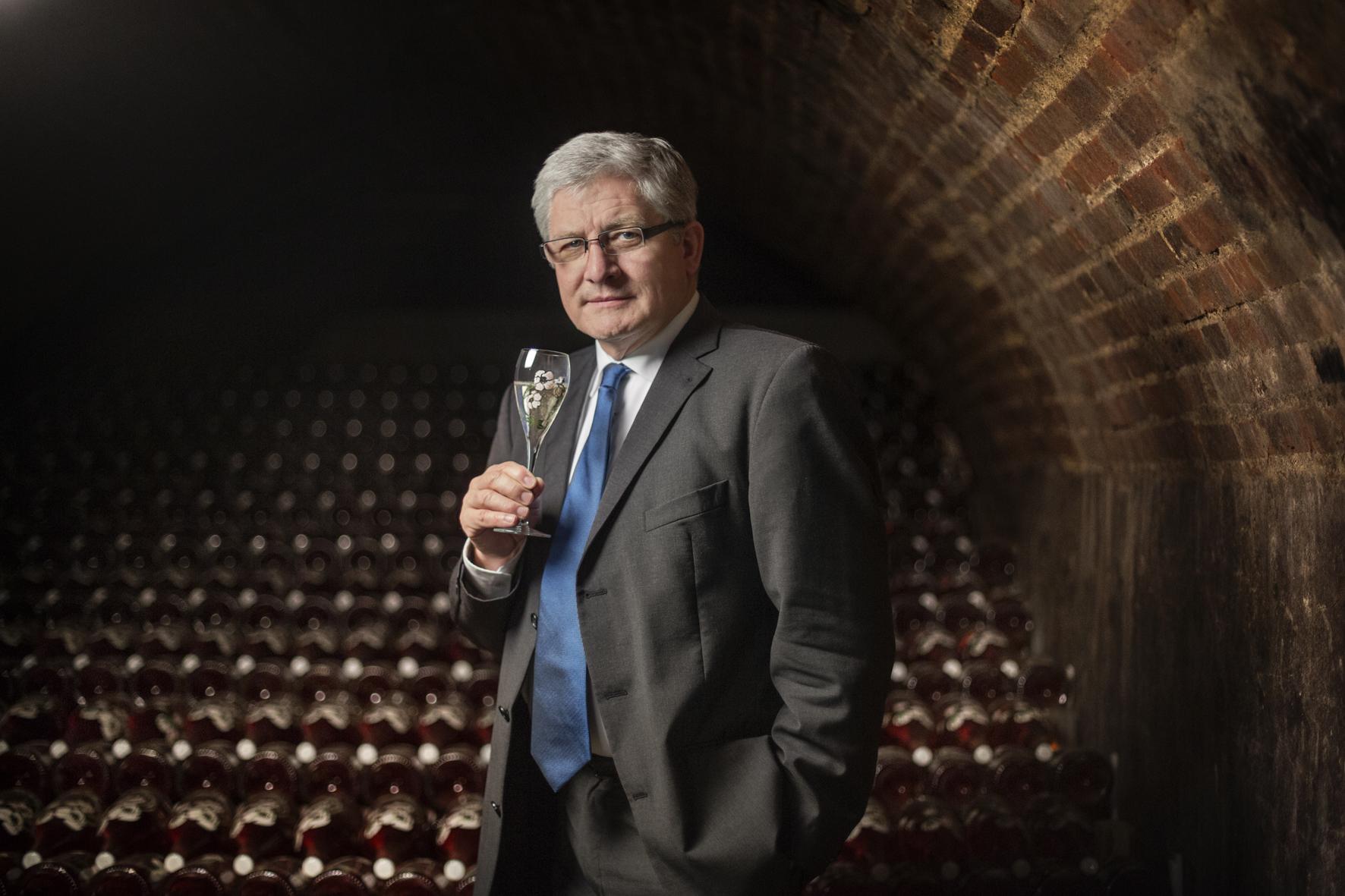 11494_champagne-perrier-jouet-Herve-Deschamps-caves-2-small